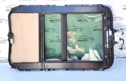 Люк (в сборе) для BMW X3 на фотографиях