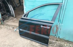 Двери для Volvo XC90 2003 года на фотографиях