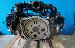 Двигатель без навесного для Subaru Legacy B4 на фотографиях