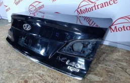 Крышка багажника для Hyundai i40 2012 года на фотографиях