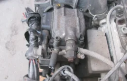 Двигатель без навесного для Mitsubishi L200 2009 года на фотографиях