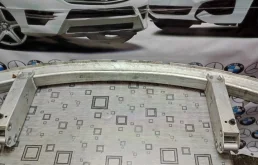 Бампер для BMW 7er 2011 года на фотографиях