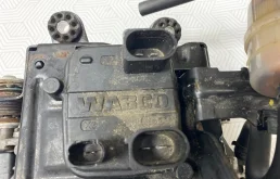 Компрессор пневмоподвески задний для Audi Q7 на фотографиях