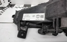 Усилитель переднего бампера для Skoda Rapid 2025 года на фотографиях