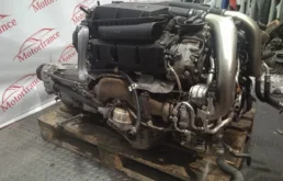 Двигатель без навесного для Mercedes-Benz CL class 2013 года на фотографиях