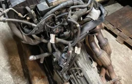 Двигатель без навесного для Porsche Cayenne 2008 года на фотографиях