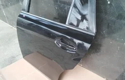 Дверь задняя левая для Subaru Legacy на фотографиях