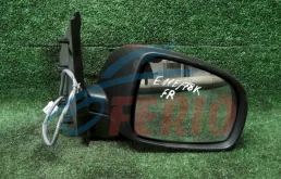 Стекла и зеркала для Nissan Note на фотографиях