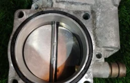 Дроссельная заслонка для BMW X5 на фотографиях