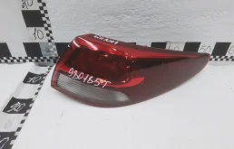 Фонарь правый для Kia Rio X line на фотографиях