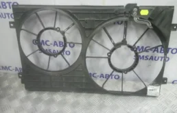 Диффузор вентиляторов для Volkswagen Golf 2009 года на фотографиях