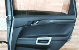 Дверь задняя правая для Opel Antara 2008 года на фотографиях