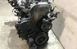 ГБЦ для Nissan X-Trail 2003 года на фотографиях