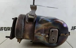 Катализатор для Volvo XC90 2018 года на фотографиях