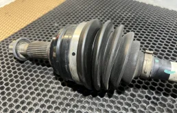 Привод передний левый для Audi Q7 2014 года на фотографиях