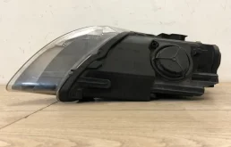 Фара правая для Audi Q7 на фотографиях