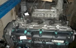 Двигатель без навесного для Kia Sorento 2009 года на фотографиях