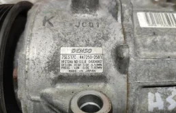 Компрессор кондиционера для Toyota RAV4 2014 года на фотографиях