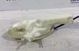 Расширительный бачок радиатора для Ford Explorer 2011 года на фотографиях