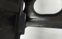 Усилитель бампера передний верхний для Mercedes-Benz GL class на фотографиях