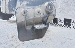 Подкрылок задний левый для Skoda Rapid 2014 года на фотографиях