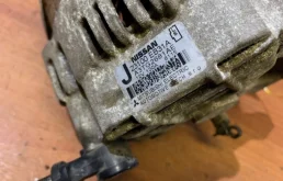 Генератор для Nissan Pathfinder 2007 года на фотографиях