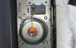 Подушка безопасности пассажира для Subaru Forester на фотографиях