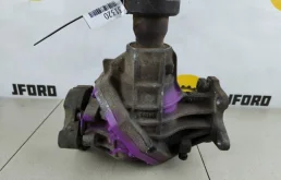 Редуктор переднего моста для Volvo XC90 2009 года на фотографиях