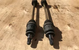 Привод задний левый для Subaru Legacy 2005 года на фотографиях