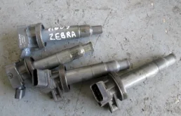 Катушка зажигания для Toyota Corolla на фотографиях