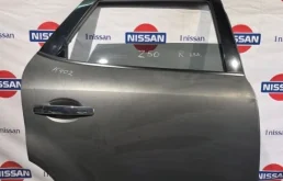 Дверь Задняя Правая (Черная) для Nissan Murano Z50 2002-2009