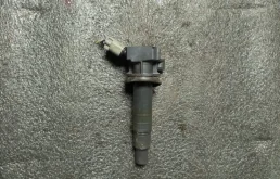 Катушка зажигания для Toyota Corolla на фотографиях