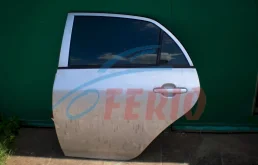 Дверь задняя левая для Toyota Corolla 2011 года на фотографиях