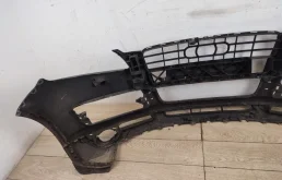 Бампер передний для Audi Q7 2006 года на фотографиях