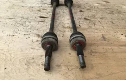 Привод задний левый для Nissan X-Trail 2013 года на фотографиях