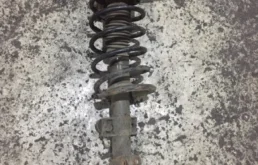 стойка передняя в сборе 554041 (554041) для Volvo XC70 SZ 2000-2007