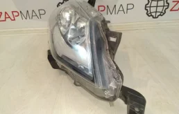 Фары для Nissan Tiida 2016 года на фотографиях