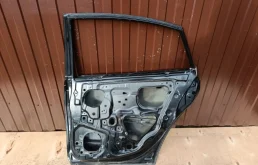 Дверь задняя правая для Nissan Almera на фотографиях