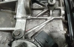 Блок управления двигателем для Volkswagen Polo 1999 года на фотографиях