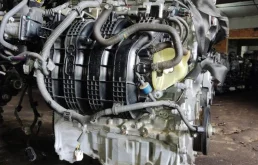 Двигатель без навесного для Lexus ES 2014 года на фотографиях