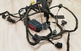 Проводка моторного отсека для Mercedes-Benz GL class на фотографиях