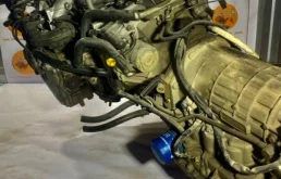 Двигатель для Subaru Legacy 2000 года на фотографиях