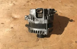 Генератор для Mazda CX 5 на фотографиях