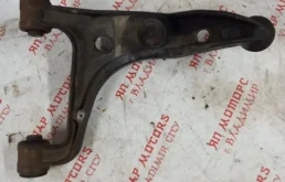 Рычаг задний левый нижний для Suzuki Grand Vitara 2012 года на фотографиях