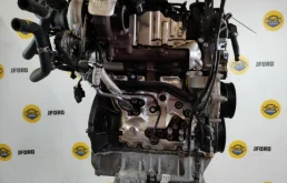 Двигатель без навесного для Kia Sorento 2024 года на фотографиях