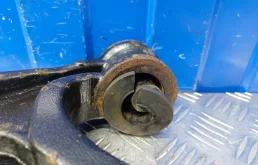 Рычаг передний левый нижний для Audi Q7 на фотографиях