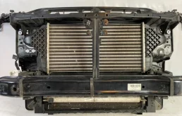 Панель радиатора (телевизор) для Mercedes-Benz GL class на фотографиях