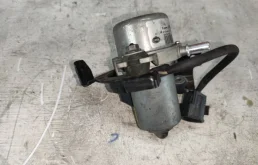 Вакуумный усилитель тормозов для Volvo XC90 2002 года на фотографиях