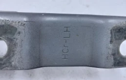 Петля капота левая для Hyundai Solaris 2021 года на фотографиях