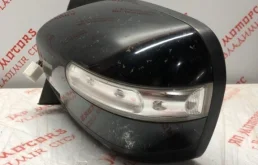 Стекла и зеркала для Mazda CX 7 2012 года на фотографиях